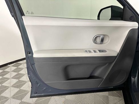 Used 2024 Hyundai Ioniq 5 SEL RWD image 16