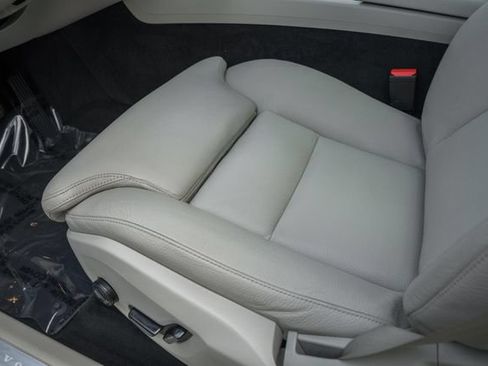 Used 2018 Volvo XC60 T8 Inscription w/ Advanced Package AWD/4WD image 32