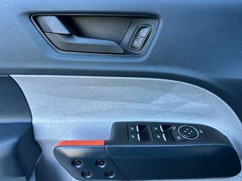 Used 2024 Ford Maverick XLT w/ XLT Luxury Package FWD image 11
