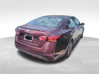 Used 2024 Nissan Altima 2.5 SV FWD video 2