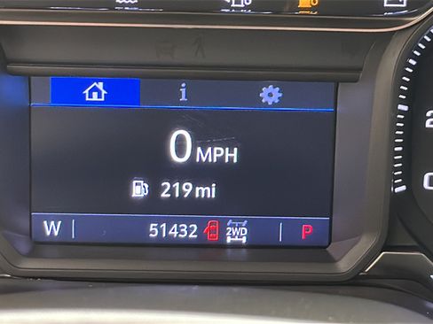 Used 2020 GMC Sierra 1500 SLE w/ SLE Value Package AWD/4WD image 18