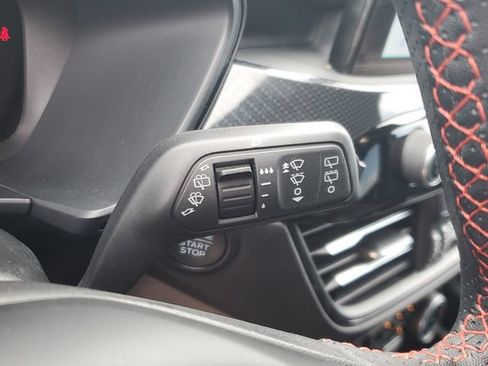 Used 2025 Ford Escape ST-Line FWD image 28