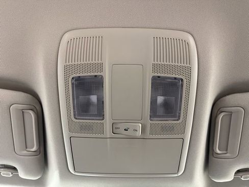 Used 2023 MAZDA CX-5 AWD 2.5 S w/ Select Package image 33