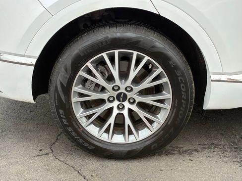 Used 2025 Genesis GV80 2.5T image 52