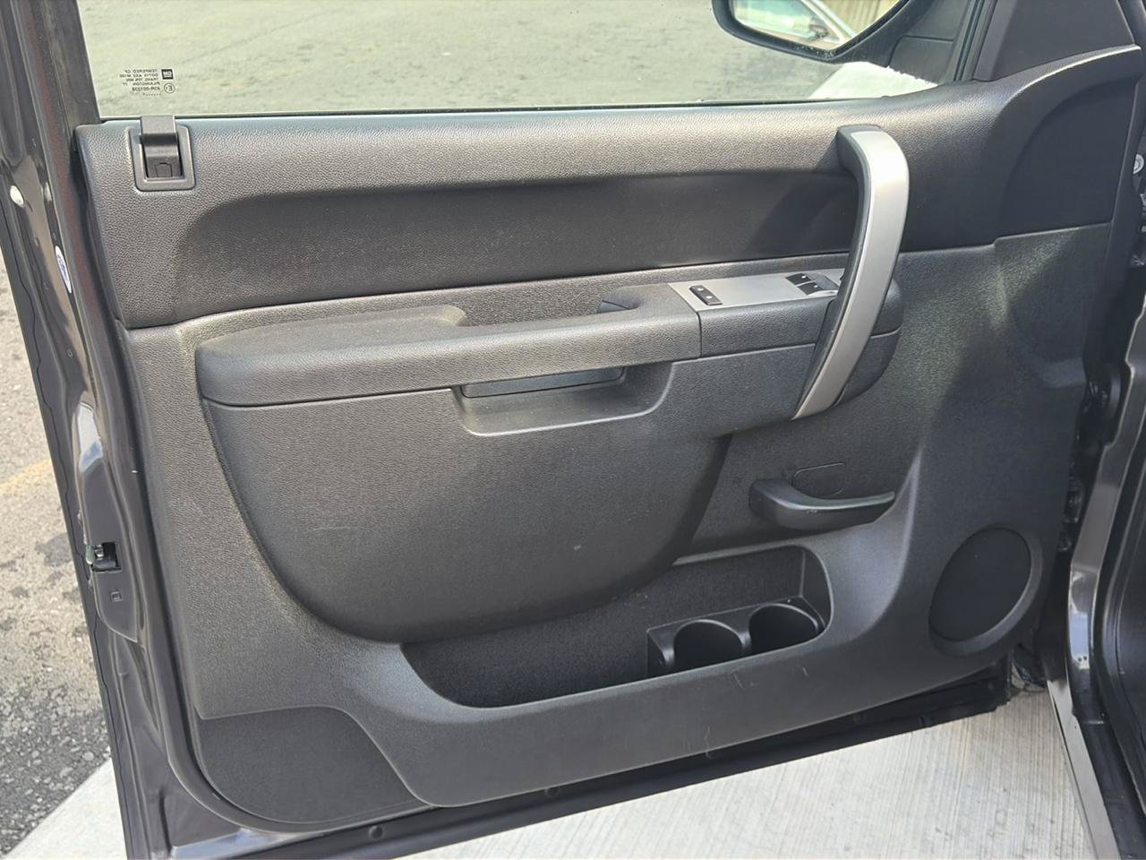 Used 2010 GMC Sierra 1500 SLE RWD image 9