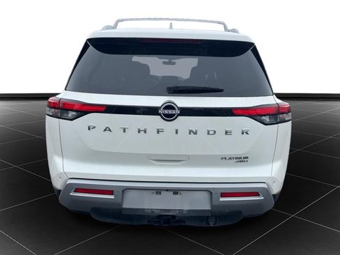 Used 2024 Nissan Pathfinder Platinum AWD/4WD image 4