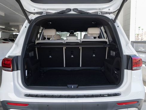 Used 2022 Mercedes-Benz GLB 250 image 22