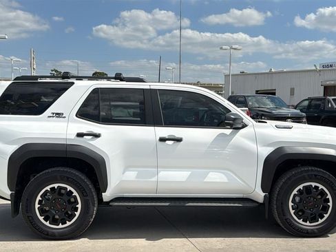 New 2026 Toyota 4Runner TRD Off-Road Premium AWD/4WD image 7