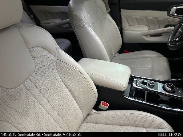 Used 2023 Kia Sorento SX Prestige w/ Panoramic Sunroof Package AWD/4WD image 11