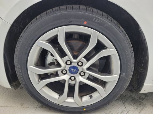 Used 2019 Ford Fusion SEL FWD image 31
