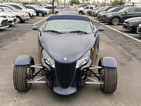 Used 2001 Chrysler Prowler image 18