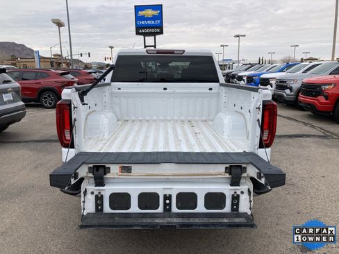 Used 2024 GMC Sierra 1500 SLT image 43
