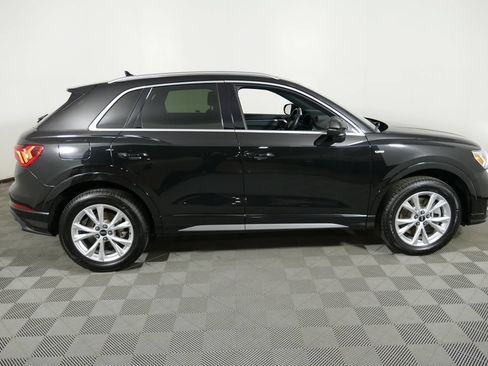Used 2023 Audi Q3 2.0T Premium AWD/4WD image 2