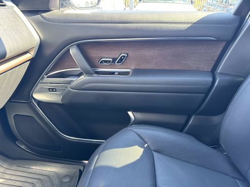 Certified 2023 Land Rover Range Rover SE AWD/4WD image 24