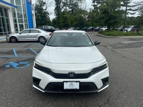 Used 2023 Honda Civic Sport image 3