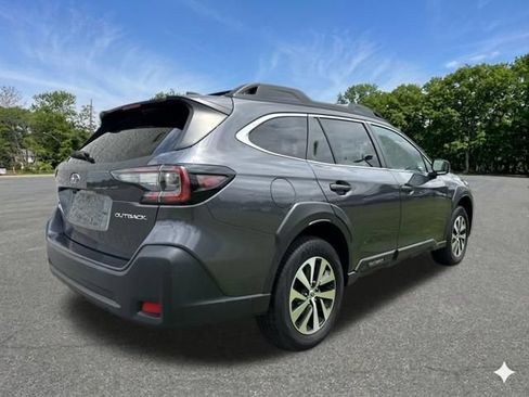 Used 2023 Subaru Outback Premium AWD/4WD image 8