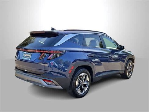 Certified 2025 Hyundai Tucson SEL image 8