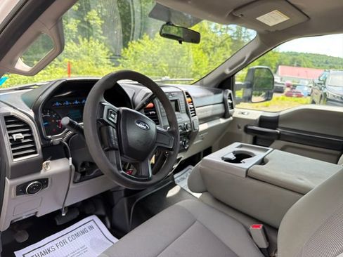 Used 2017 Ford F250 XL w/ Power Equipment Group AWD/4WD image 10