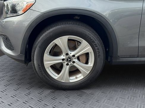 Used 2018 Mercedes-Benz GLC 300 4MATIC image 28