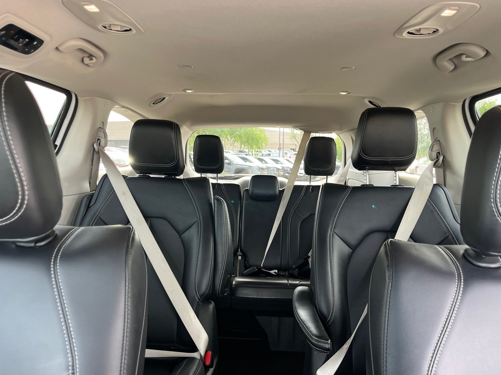 Used 2024 Chrysler Pacifica Limited FWD image 28