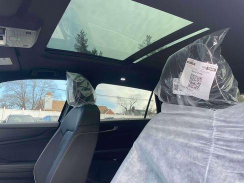 New 2026 Volkswagen Atlas Cross Sport SEL Premium R-Line image 19