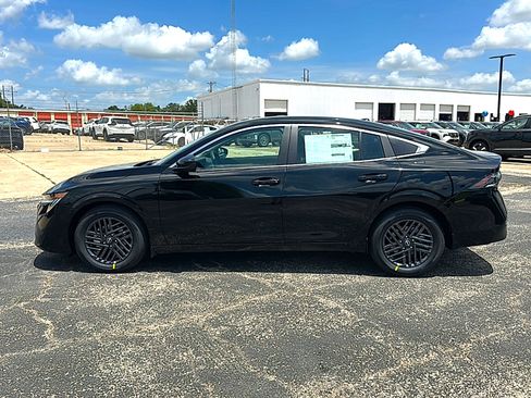 New 2026 Nissan Sentra SV w/ Floor Mat Package FWD image 5