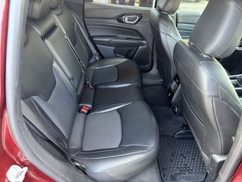 Used 2022 Jeep Compass Altitude w/ Convenience Group image 17