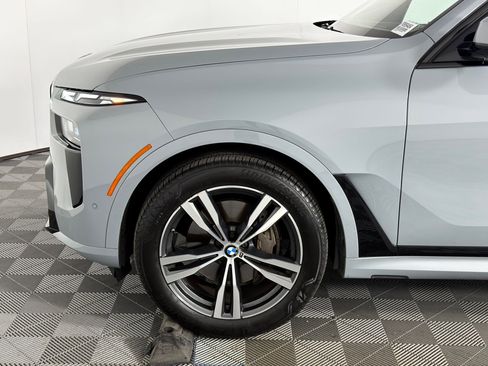 Used 2024 BMW X7 xDrive40i w/ M Sport Package image 10