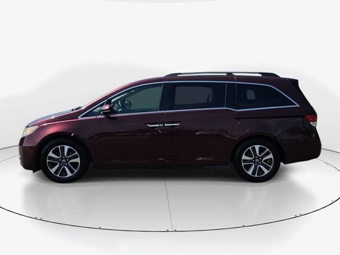 Used 2016 Honda Odyssey Touring image 7