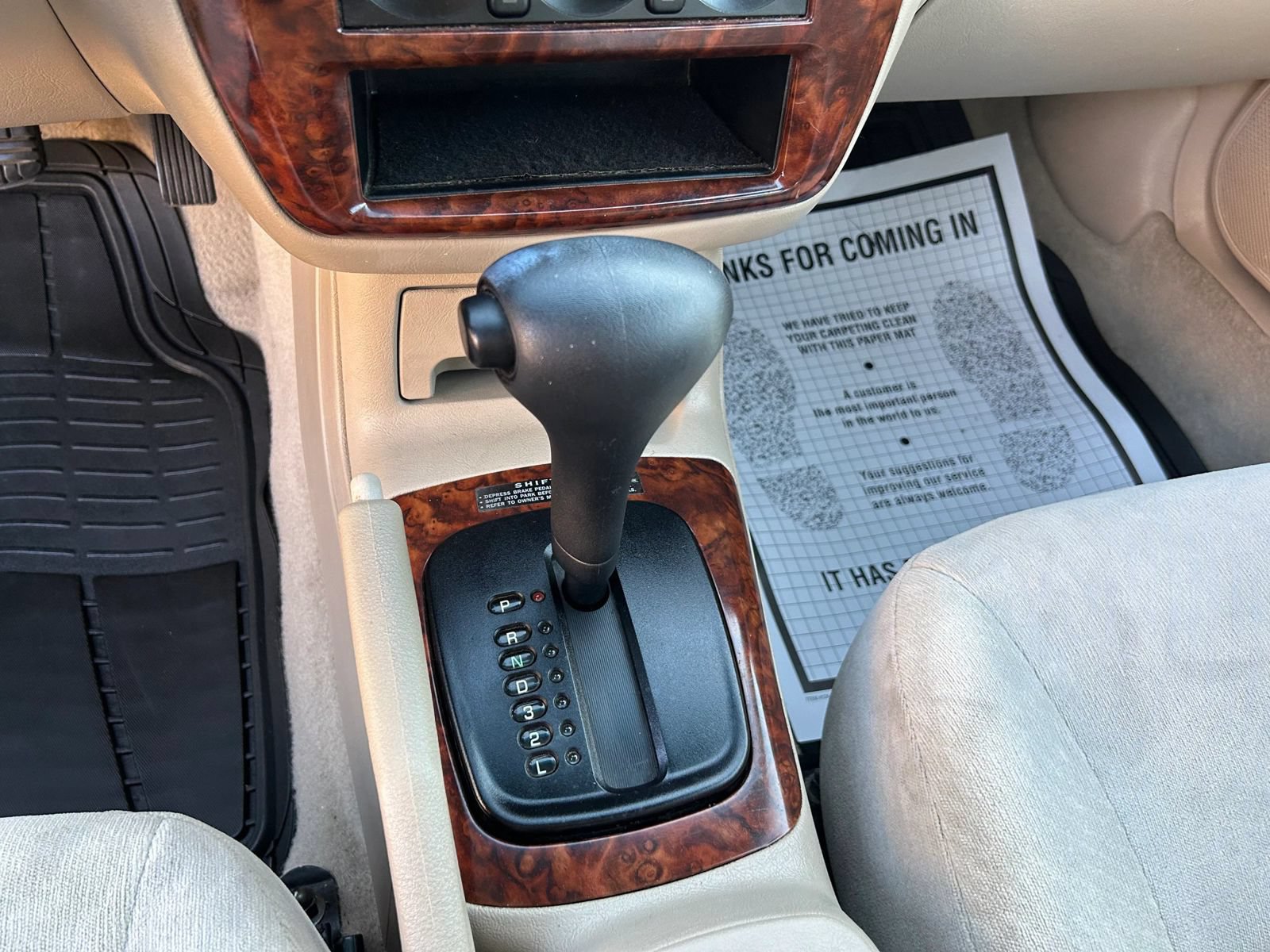 Used 2000 Mitsubishi Galant ES FWD image 16