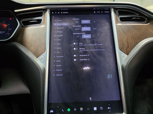 Used 2017 Tesla Model X 100D AWD/4WD image 38