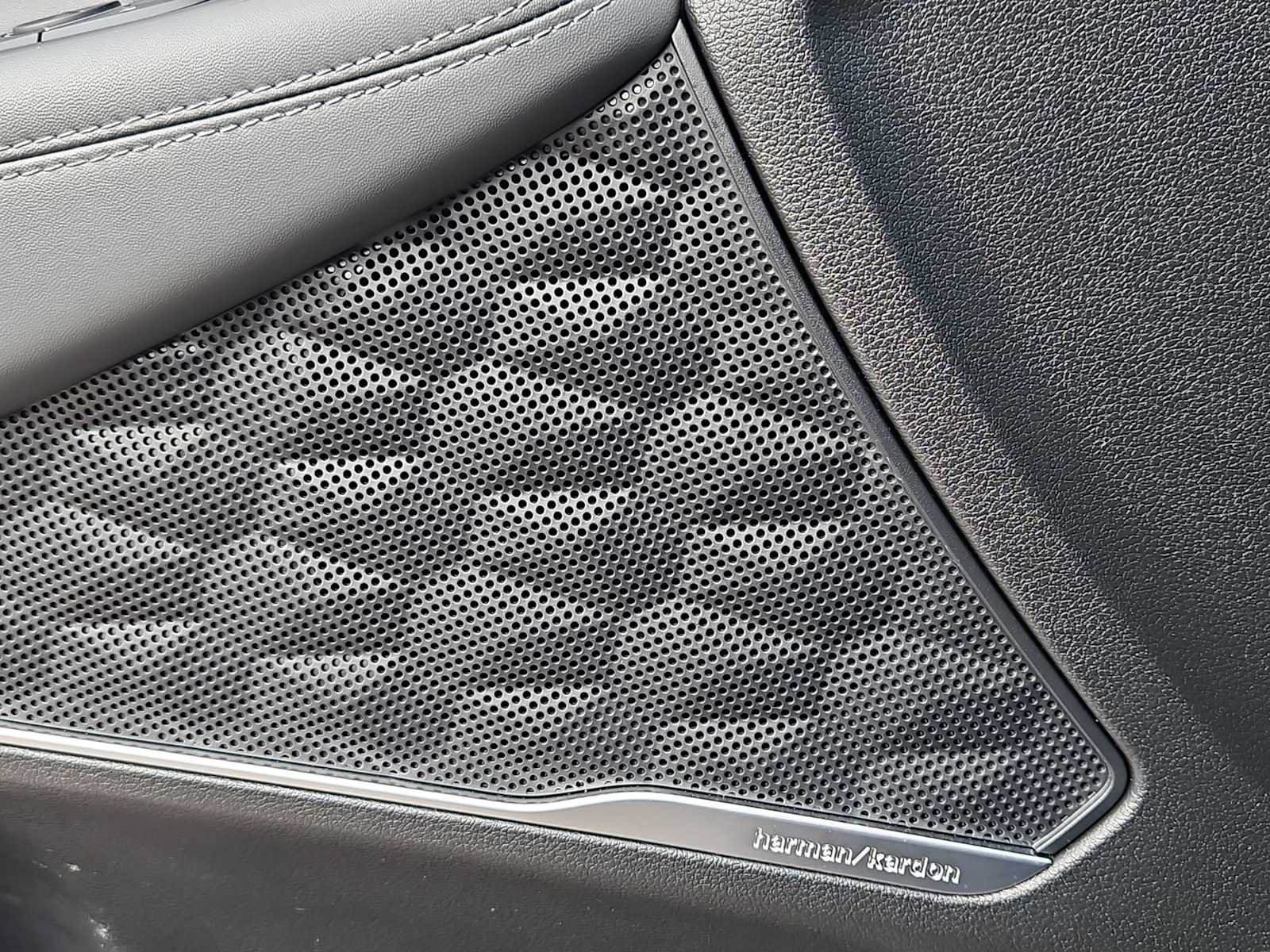 Certified 2023 Hyundai Santa Fe SEL w/ Premium Package FWD image 30