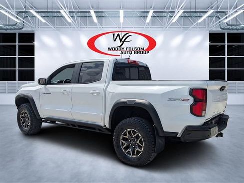 Used 2023 Chevrolet Colorado ZR2 w/ ZR2 Convenience Package III image 5