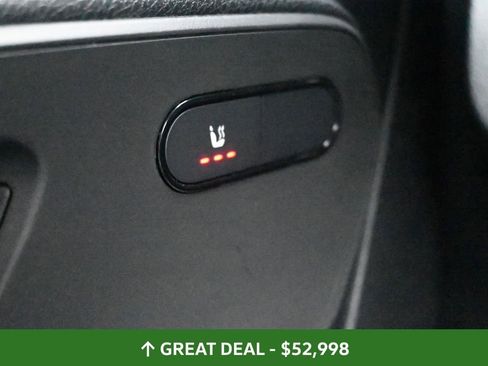 Used 2024 Mercedes-Benz Sprinter 2500 image 39