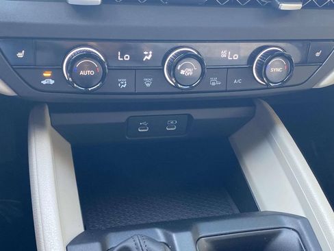 Used 2024 Honda Accord EX image 26