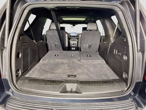 Used 2021 GMC Yukon SLT w/ SLT Luxury Plus Package AWD/4WD image 28