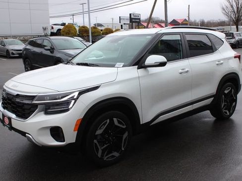 Certified 2025 Kia Seltos SX AWD/4WD image 2