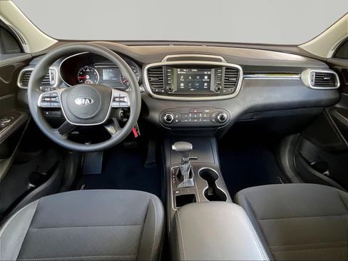Used 2020 Kia Sorento LX FWD image 7