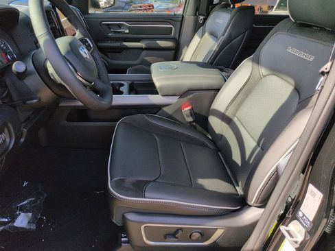 New 2026 RAM 1500 Laramie AWD/4WD image 12