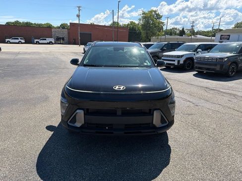 Certified 2024 Hyundai Kona SEL w/ Convenience Package AWD/4WD image 2