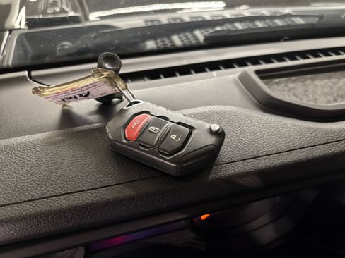 Used 2025 Jeep Wrangler Unlimited Sport AWD/4WD image 21