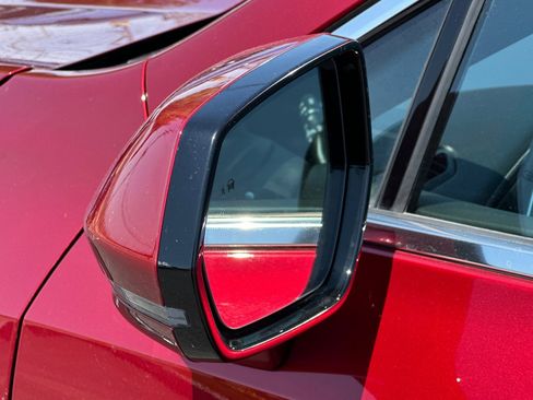 Used 2024 Cadillac XT4 Premium Luxury image 56