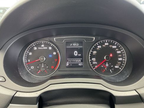 Used 2018 Audi Q3 2.0T Premium w/ Convenience Package image 23