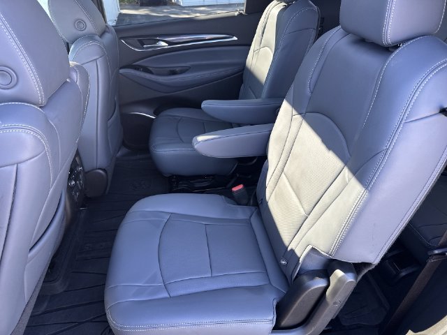 Used 2024 Buick Enclave Essence w/ Experience Buick Package AWD/4WD image 28