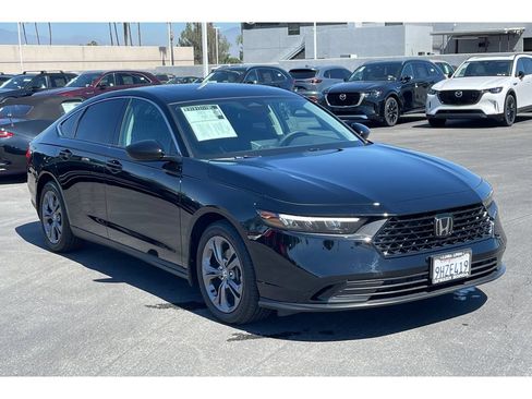 Certified 2023 Honda Accord EX image 8