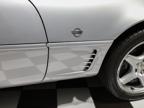 Used 1996 Chevrolet Corvette Coupe RWD image 17