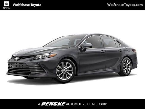 Certified 2024 Toyota Camry LE image 1