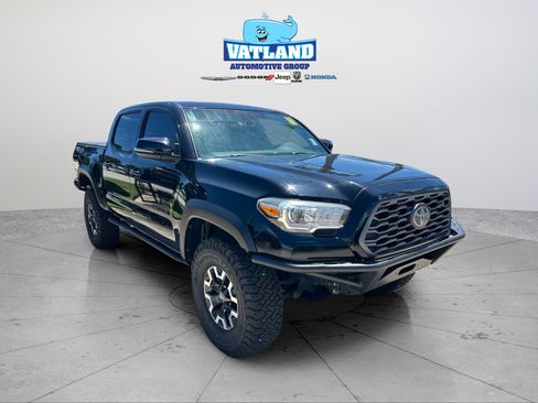 Used 2020 Toyota Tacoma TRD Off-Road AWD/4WD image 22