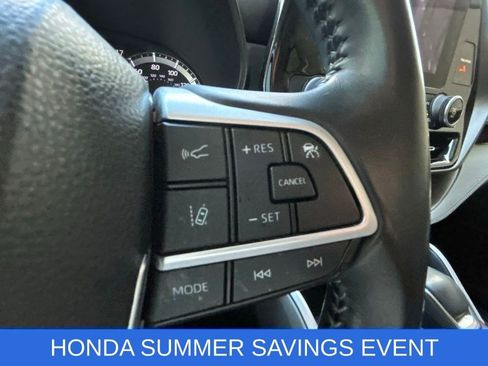 Used 2023 Toyota Highlander LE FWD image 26