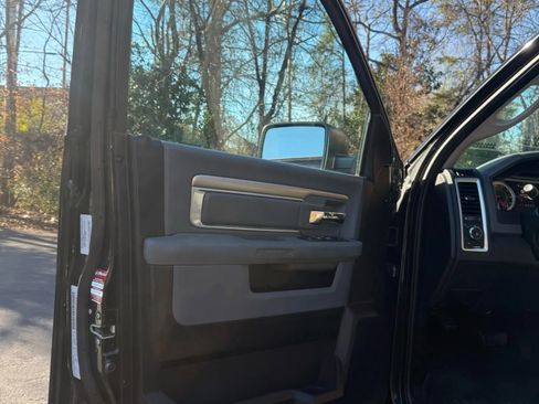 Used 2016 RAM 1500 Big Horn image 24